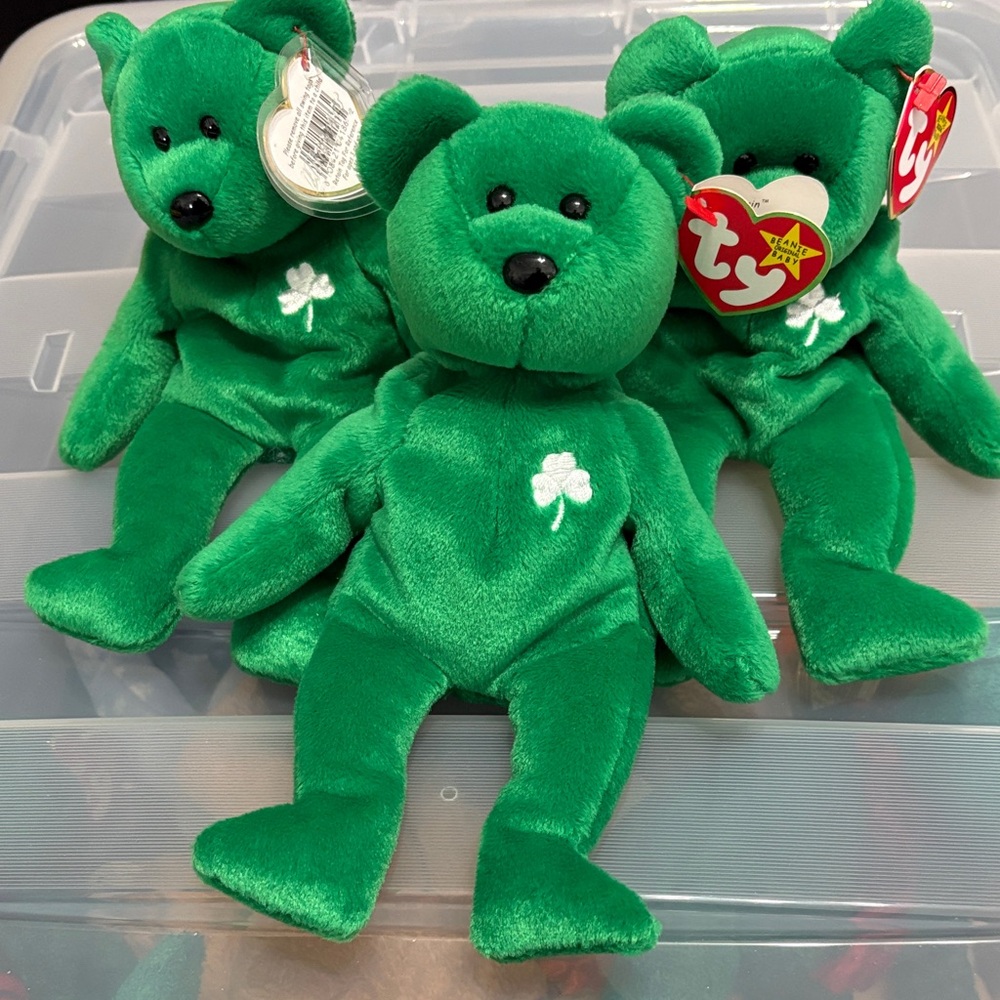 Ty Green Shamrock Bear Plush - Erin Emerald Green Beanie Baby